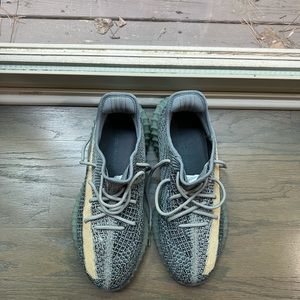 Adidas Yeezy boost 350 v2 Ash Blue